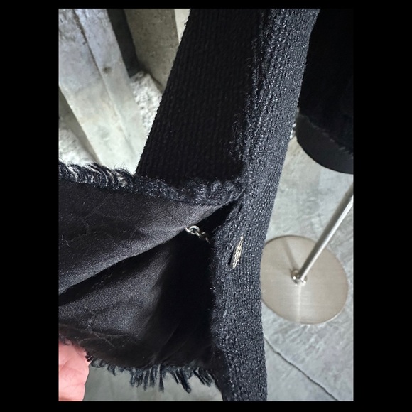 Vintage Chanel Midnight Blue Wool 2004 Frayed Tweed Jacket - Picture 6 of 11